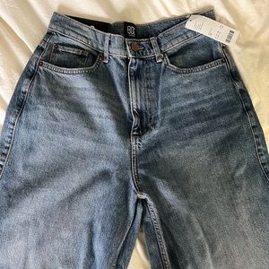 Urban Outfitters BDG Washed Denim Jeans - Size 29 A - Wide, High Rise Jeans